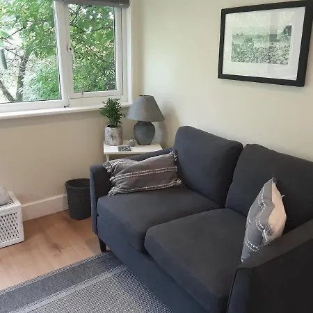 Tranquil Wood Cabin Set In A Beautiful Orchard Penzance
